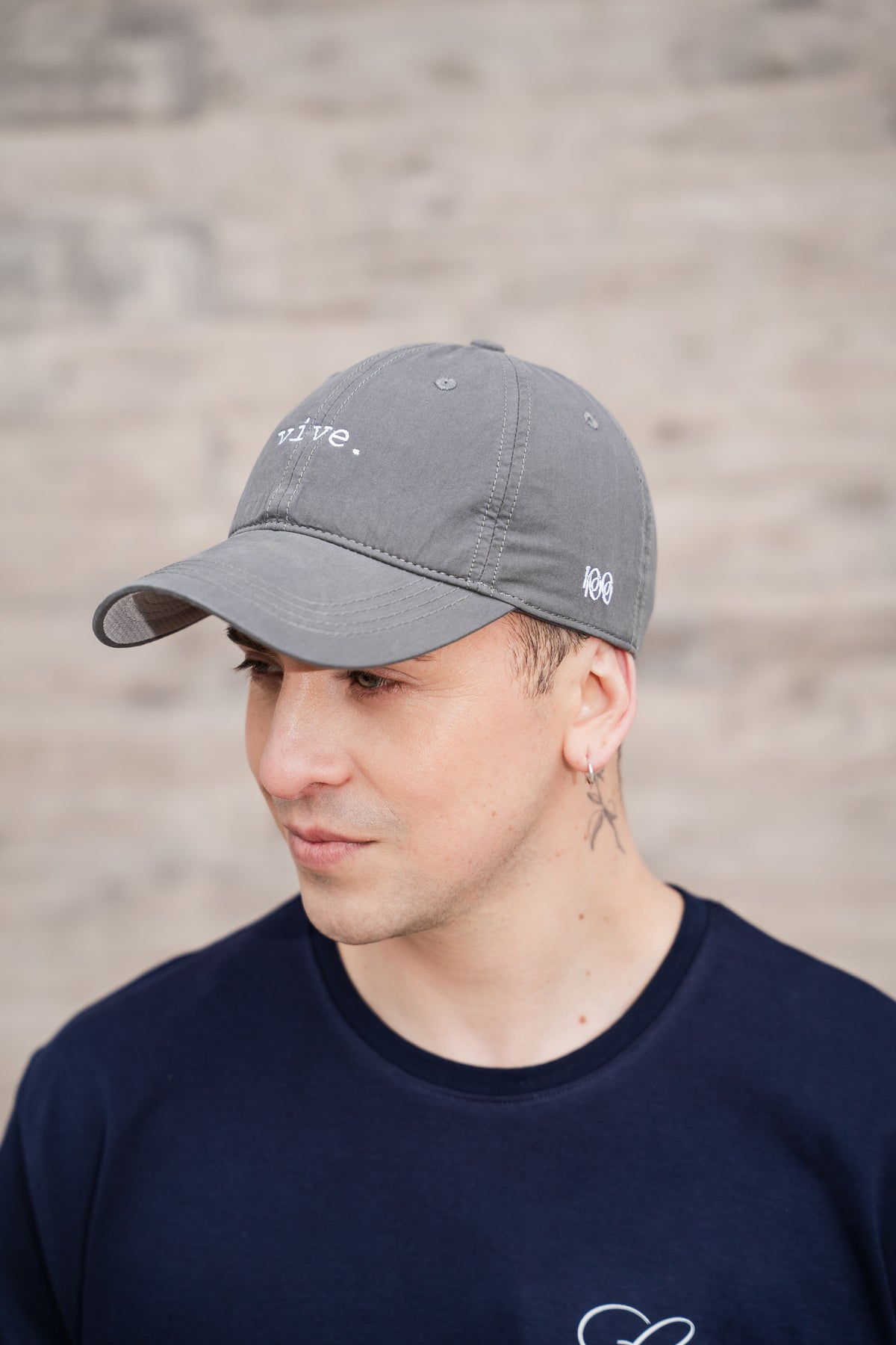 v i v e . Cap